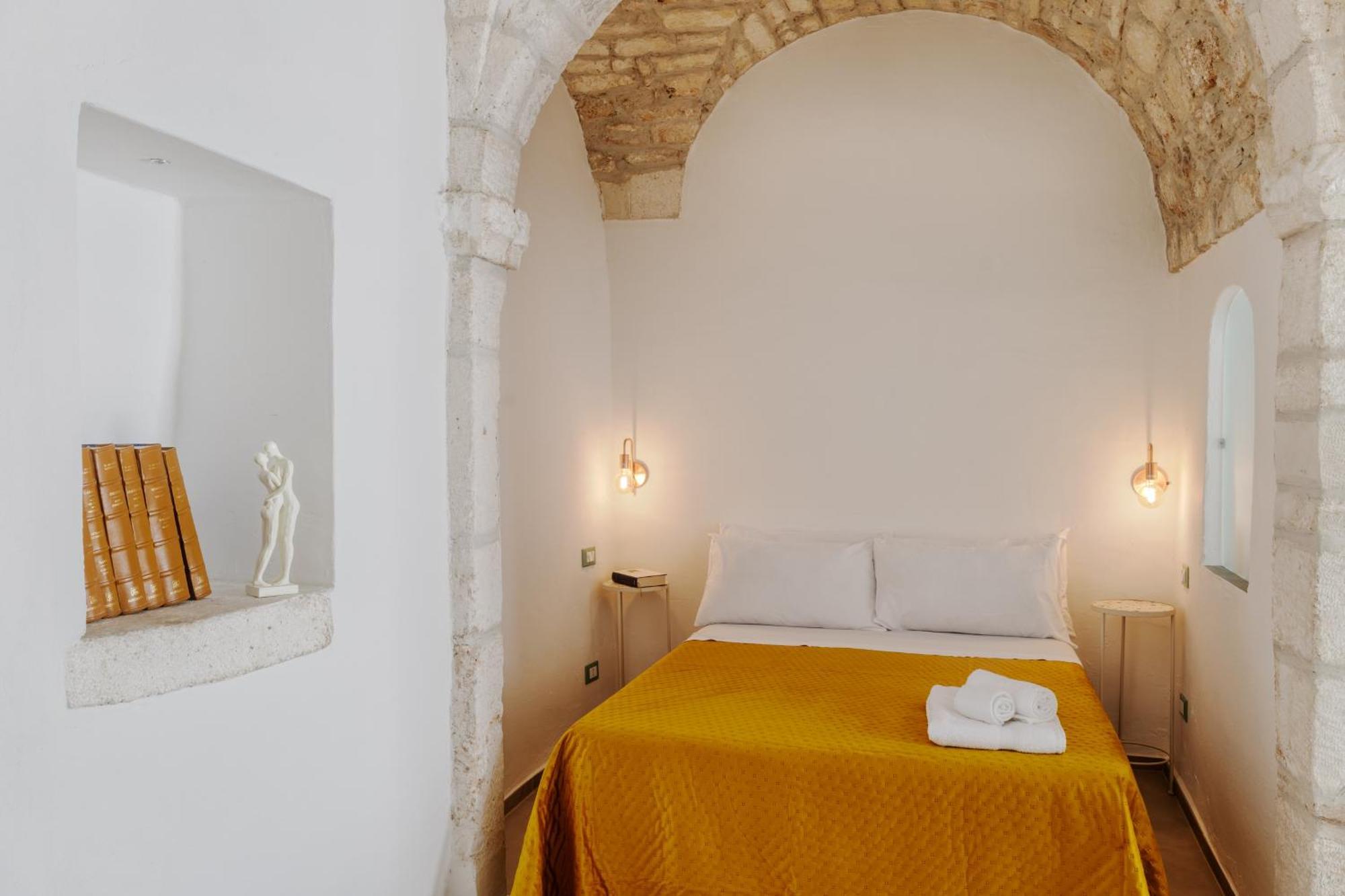 Dimora Lavinia Casa Vacanze Centro Storico Ostuni Exterior foto